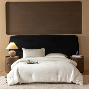 Luxury 100% tussah silk quilt bedding set with elegant gold motifs for a soft skin feel.