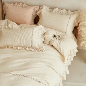 Ensemble Couvre-Lit Quilt Brodé Floral en Coton Lin avec Bord Volant Housse de Literie pour Chambre Maison