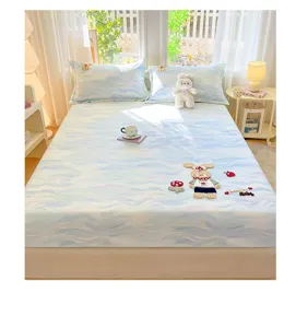Pure cotton fitted sheet with cute rabbit embroidery, soft and comfortable for four seasons use.