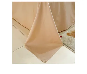 Detalle de ropa de cama de algodón puro que muestra textura de tela suave y elegante color.
