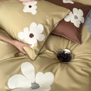 100S Long-Staple Cotton Terry Embroidered Bedding Set, Soft Floral Quilt Cover & Pillowcases