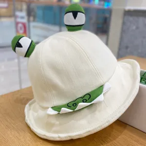 Cute 3D big eyes cartoon bucket hat for women and men, funny monster design sun protection.