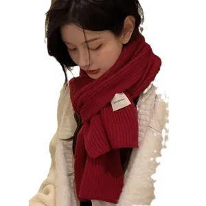 Sciarpa in maglia da donna invernale calda bordeaux a costole scaldacollo alla moda
