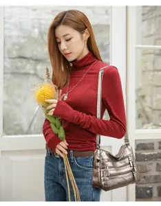 Stylish metallic soft leather shoulder bag for women, multi-zipper crossbody design for daily use.