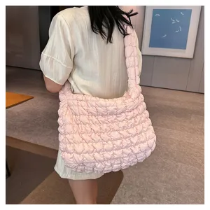 Pink quilted shoulder bag, casual large capacity puffer tote bag for daily fashion wear.