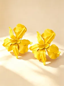 Overdreven grote bloem gele metalen oorbellen voor vrouwen Europese stijl erg chic
