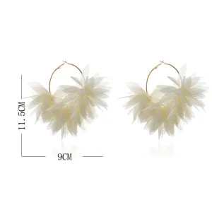 Chiffon bloem creolen oorbellen, elegante handgemaakte vintage grote statement oorbellen.