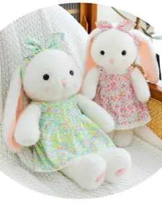 Schattig pluche konijn knuffel met bloemenjurk en haarband, zacht speelgoed voor kinderen.