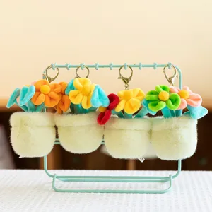 Lindo Simulación Tulipán Suculenta Muñeca Peluche Pastel Bolsa Colgante Suave Relleno Planta Flor Llavero Accesorios de Moda