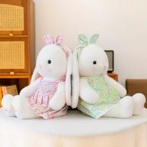 Schattig langoor konijn pluche set met bloemenjurken, zacht knuffeldier voor kinderen.