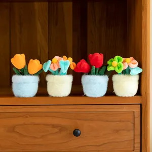 Adorable peluche de tulipán en maceta llavero dije de bolso accesorios estéticos