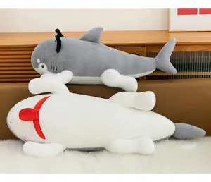 Joli jouet en peluche de requin chien de dessin animé, coussin de corps doux et oreiller.