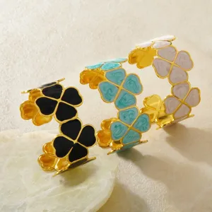 Edelstahl Emaille Blumen Armreif, stilvoller Klee offener Armreif für Damen im Alltag.