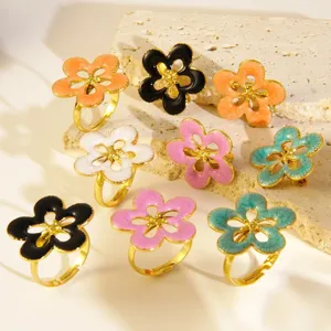 Exquises bagues et broches à fleurs colorées en acier inoxydable, élégant style français.