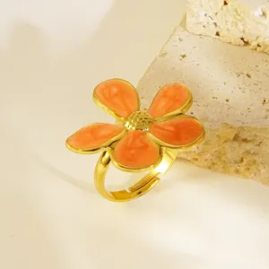 Chique roestvrij staal verguld oranje emaille bloemring, elegante zoete stijl.