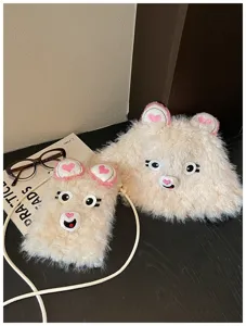 Borsa a tracolla per cellulare in peluche simpatico orso e set cappello invernale caldo per ragazze