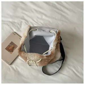 Zaino in peluche di pelliccia sintetica da donna, grazioso motivo cervo, borsa invernale.