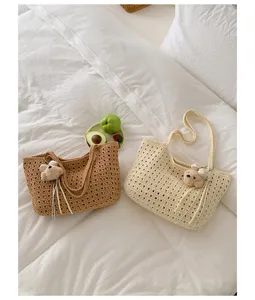 Femme sac d'épaule en tricot été plage décontracté grande capacité sac tissé avec mignon ours