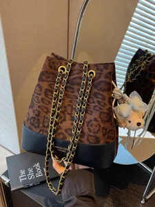 Women Fashion Quilted Diamond Bucket Backpack Large Capacity PU Leather Chain Shoulder Bag Versatile Commuter Rucksack