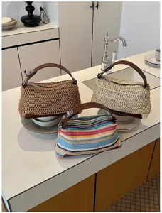 Sac à bandoulière en paille style coréen, sac de plage vacances, design coloré.