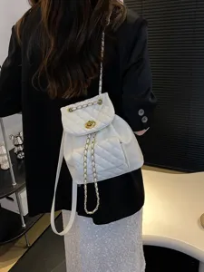 Lässiger gesteppter bestickter Rucksack für Damen, stilvolle weiße Kettenschultertasche.