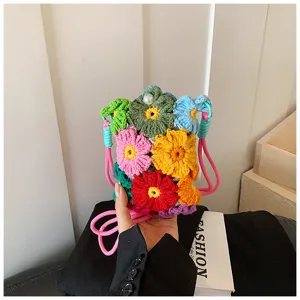 Handgemachte gehäkelte Blumen Umhängetasche bunte Mini Schultertasche süße Beuteltasche