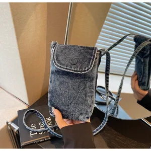 Retro denim mini crossbody phone bag for women, casual stylish canvas shoulder coin purse.