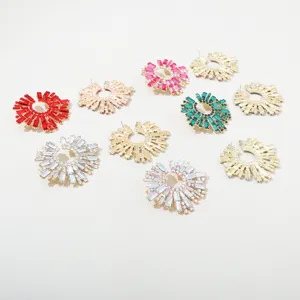 Kleurrijke strass zonnebloem oorbellen mode legering kristal sieraden voor vrouwen