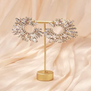 Modieuze strass zonnebloem oorbellen voor vrouwen sprankelende legering statement sieraden