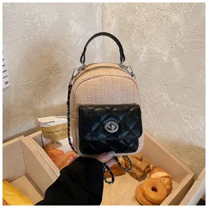 Mini straw backpack for women, trendy quilted chain shoulder bag, casual fashion travel bag.