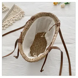 Sac à main bandoulière en paille tressée pour femme, joli sac de plage d'été élégant.