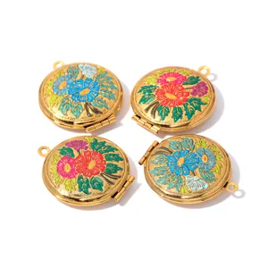 Runder Edelstahl emaillierter Blumen Medaillon Anhänger DIY Fotokette Schmuck Detailansicht.