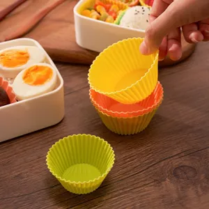 Moules à cupcakes en silicone réutilisables et diviseurs de bento