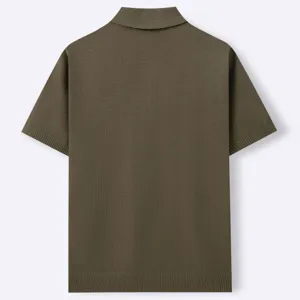 Vue de dos polo en tricot pour homme vert olive foncé