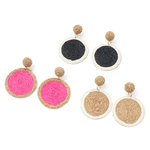 Handgemaakte geweven stro ronde oorbellen, boho stijl chique sieraden voor vrouwen.
