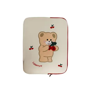 Süße bestickte Bär Laptoptasche 13 Zoll niedliche Tablet Aufbewahrungstasche für Damen