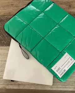 Custodia per laptop imbottita 13 15 pollici borsa protettiva trapuntata verde vivo