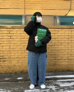 Custodia per laptop imbottita verde con ciondolo orso, borsa protettiva morbida da 13 15 pollici.
