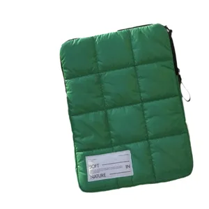 Custodia trapuntata verde per laptop morbida borsa protettiva per notebook da 13 15 pollici