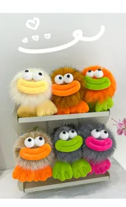 Lindo colgante de muñeco de peluche, gracioso monstruo con boca grande, llavero esponjoso.