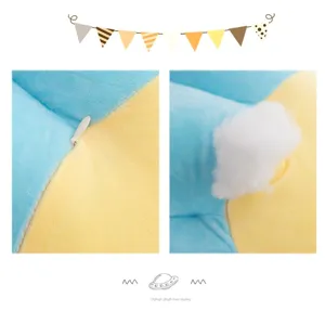 Detailed view of the flower-shaped tatami floor cushion pillow, showing soft plush fabric texture.