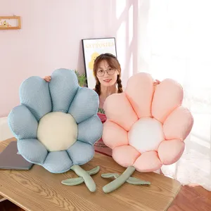 Cute flower shaped plush seat cushion tatami floor mat for office and home chair decor.