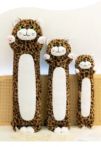 Niedliches Leopardenmuster langes Katzen Plueschtier Kissen, weiches Kuscheltier zum Schlafen.