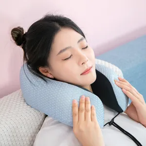 Atmungsaktives Memory Foam U-förmiges Reise-Nackenkissen mit weichem Mesh-Stoff für Schlaf.