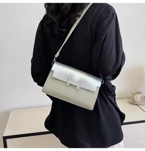 Chic γυναικεία τσάντα χιαστί ώμου colorblock με μεταλλικό κούμπωμα H κομψή