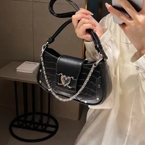 French PU Leather Underarm Bag Stone Pattern Shoulder Bag With Chain Heart Buckle Fashion Baguette Bag For Women