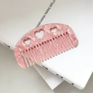 Rosa Acetat Haarkamm mit Herz-Ausschnitt, halbrunde tragbare Retro Haarstyling Zubehoer.