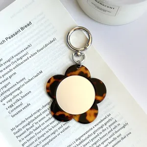Französischer Schildpatt Blumen Spiegel Schlüsselanhänger süße tragbare Make-up Zubehör Tasche