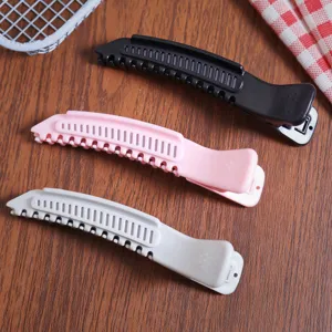 Hair root volume clips detail, plastic duckbill clips for fluffy bangs and styling.