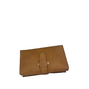 Bruine lederen digitale accessoiretas, draagbare kabelorganizer voor op reis.